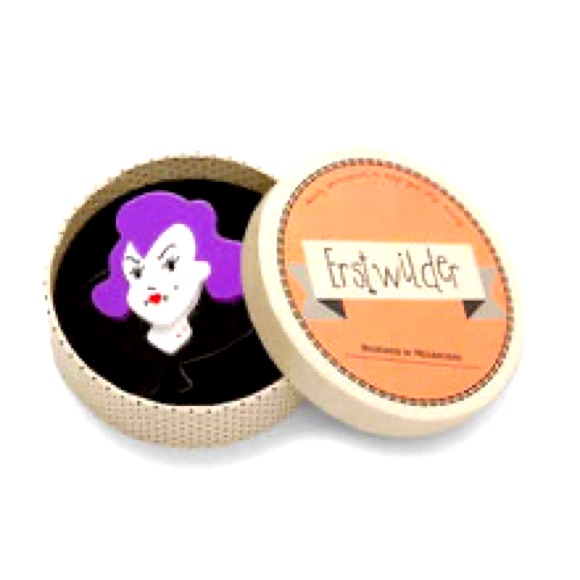 Nib Erstwilder - Into The Shadows Vampire Brooch (2017)